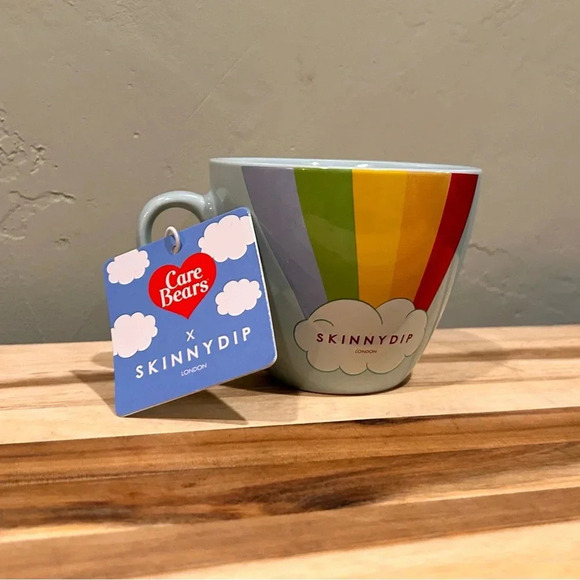 Colorful Care Bear Mug made by SkinnyDip London. Designer. Brand New with Tags🌈 - Picture 10 of 12